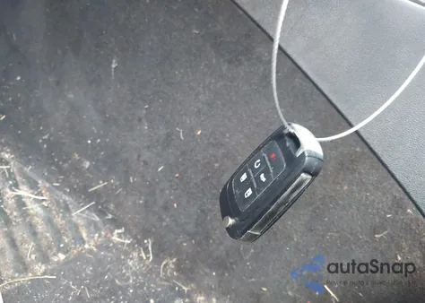 2018 Chevrolet Impala 1Lt z USA, uszkodzony, nr VIN 2G1105S35J9178141